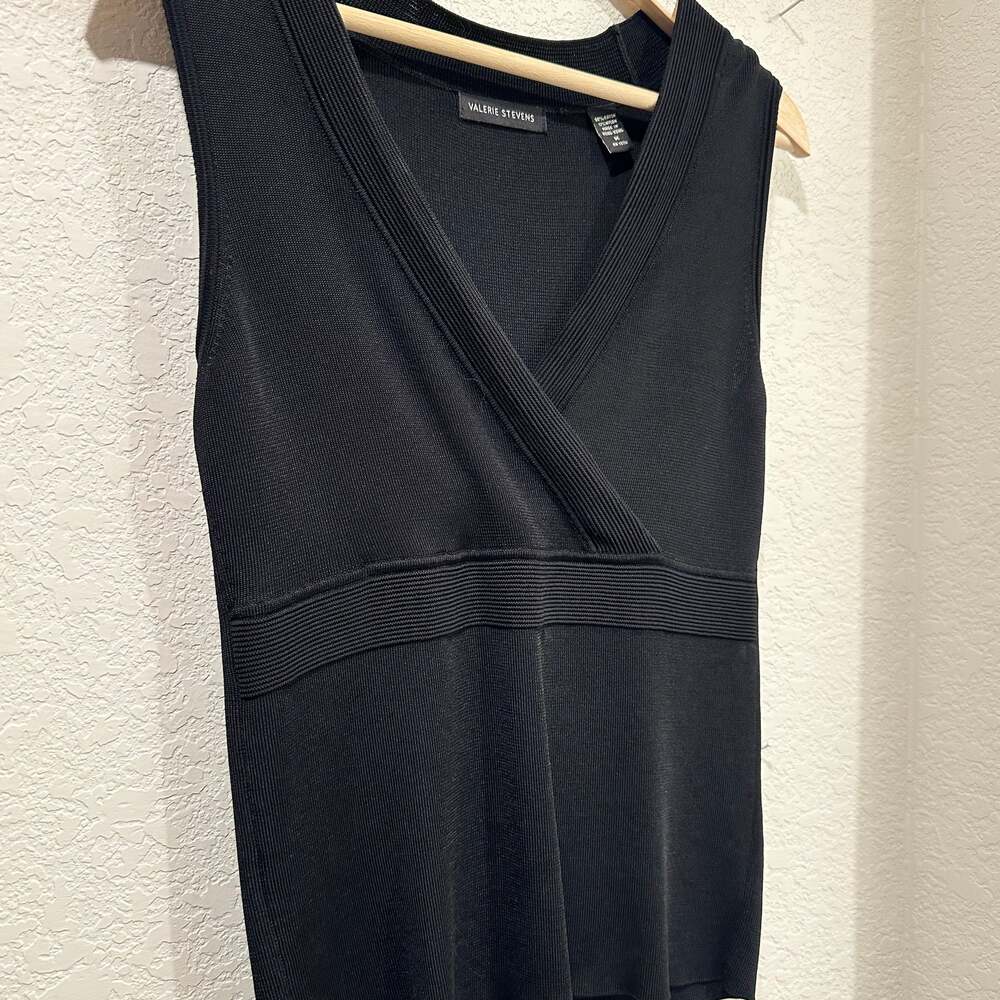 Valerie Stevens Black Ribbed V-Neck Surplice Sleeveless Knit Top
